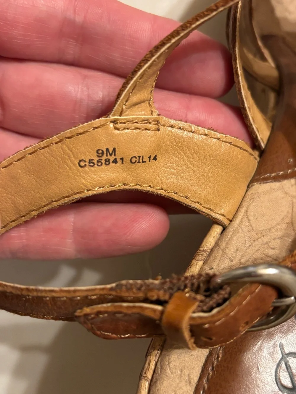 boc brown wedge